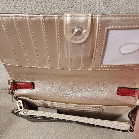 Guess Wallet Crossbody Nwt - Picture 4 of 5